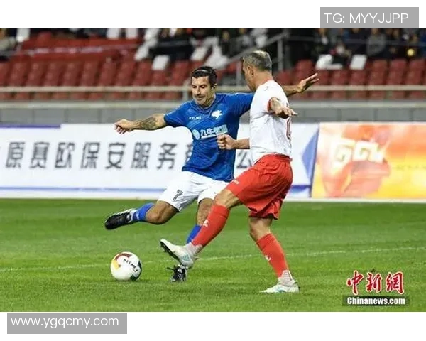 全球足球球星排名前十：谁才是当今足坛的顶尖传奇人物