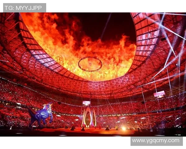 足球巨星瞬间定格：激情飞扬的经典时刻，见证伟大与荣耀的完美交织