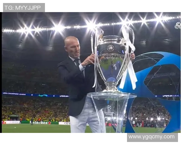 齐达内传奇人生从绿茵球场辉煌到足球世界永恒经典